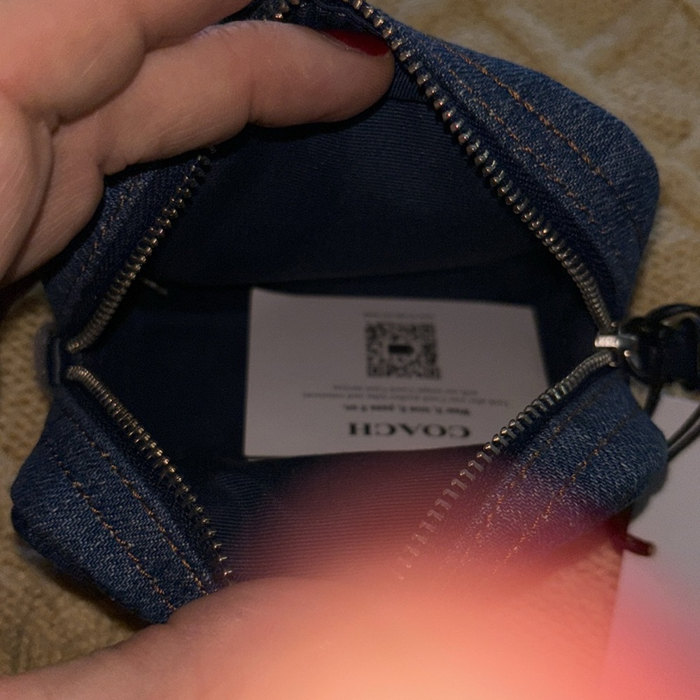 Coach Pouch 🆕 Wristlet in Denim/Silver/Indigo NEW with tags never used - Picture 6 of 8